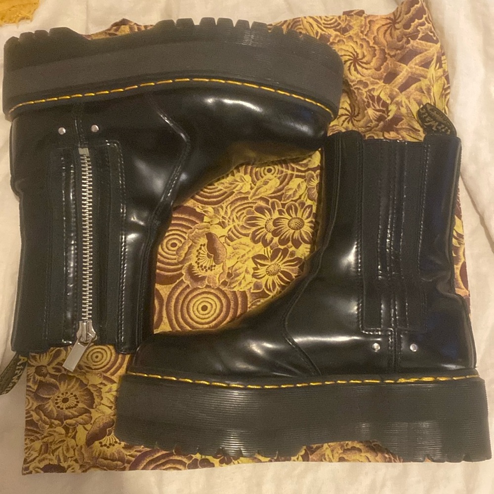 Dr Martens 2976 Max Women's Patent Leather High Platform Size 10 Black